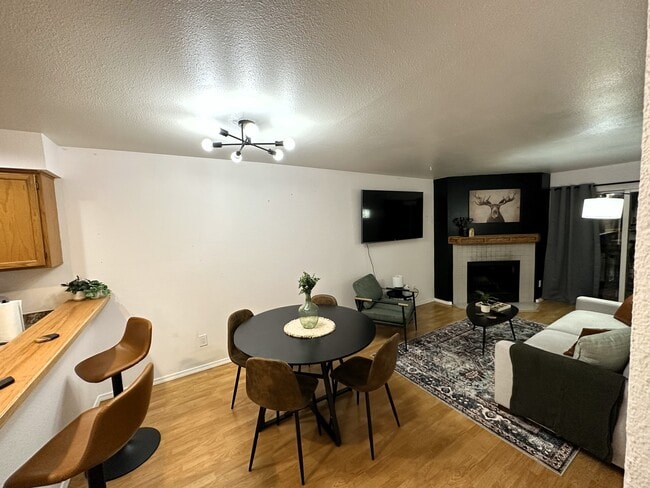 2830 Happy Ln, Unit 14 in Anchorage, AK - Building Photo - Building Photo
