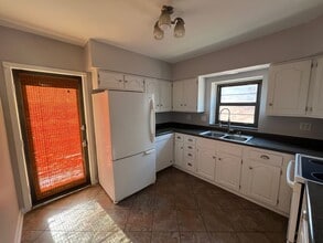 5748 Tholozan Ave in St. Louis, MO - Building Photo - Building Photo