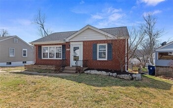10228 St Arsene Ln in St. Ann, MO - Building Photo - Building Photo