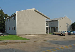 908 Lamar St in Lafayette, LA - Building Photo - Building Photo