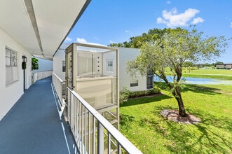 278 Normandy F in Delray Beach, FL - Building Photo - Building Photo