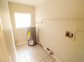 4905 Robbins Dr in Adamsville, AL - Building Photo - Building Photo