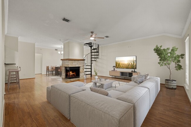 property at 98 W Trillium Cir