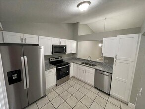 12146 Sandal Creek Way in Orlando, FL - Building Photo - Building Photo