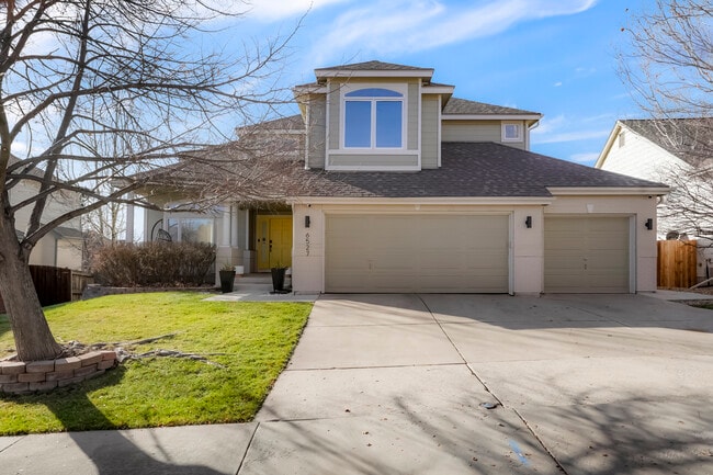 property at 6527 S Robb Way