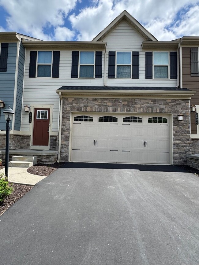 property at 2026 Connecticut Ln
