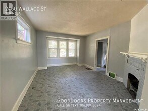 2460 Wallace St in Regina, SK - Building Photo - Building Photo