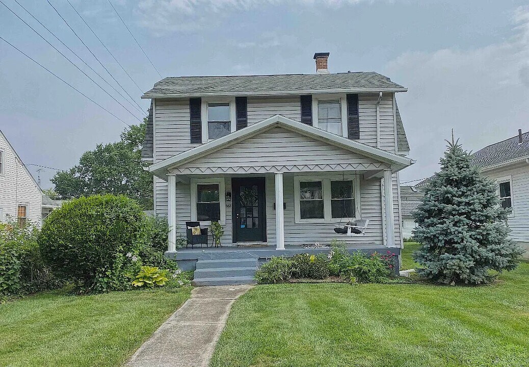 563 Broad Blvd in Kettering, OH - Building Photo