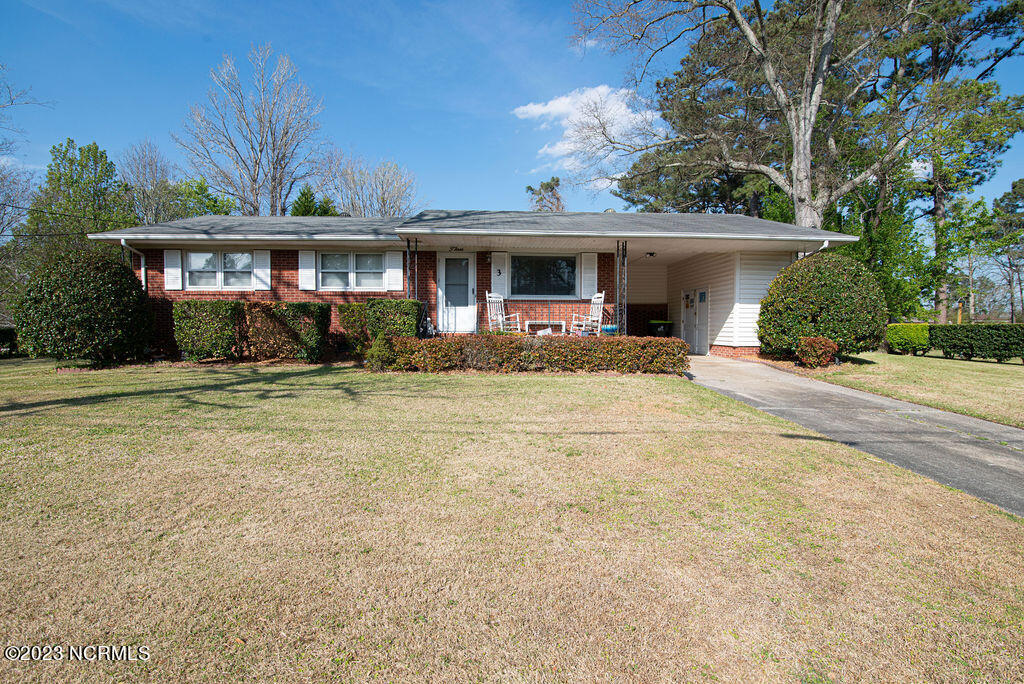 3 Princeton Dr in Jacksonville, NC - Building Photo