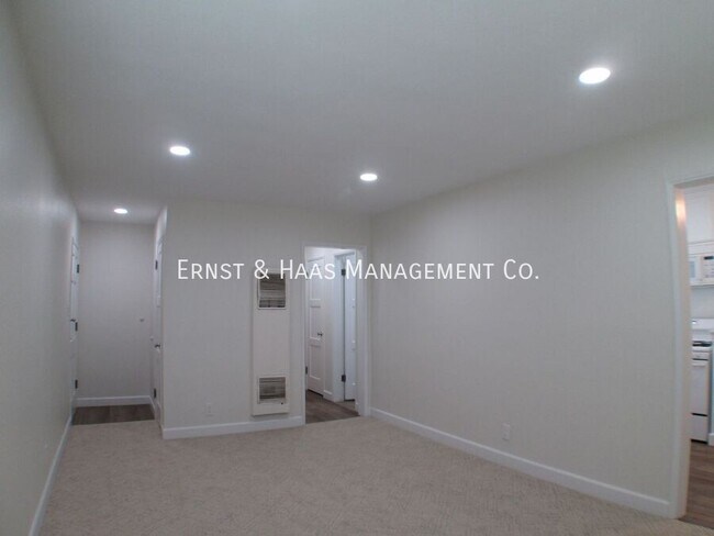 4531 N Banner Dr-Unit -#04 in Long Beach, CA - Building Photo - Building Photo