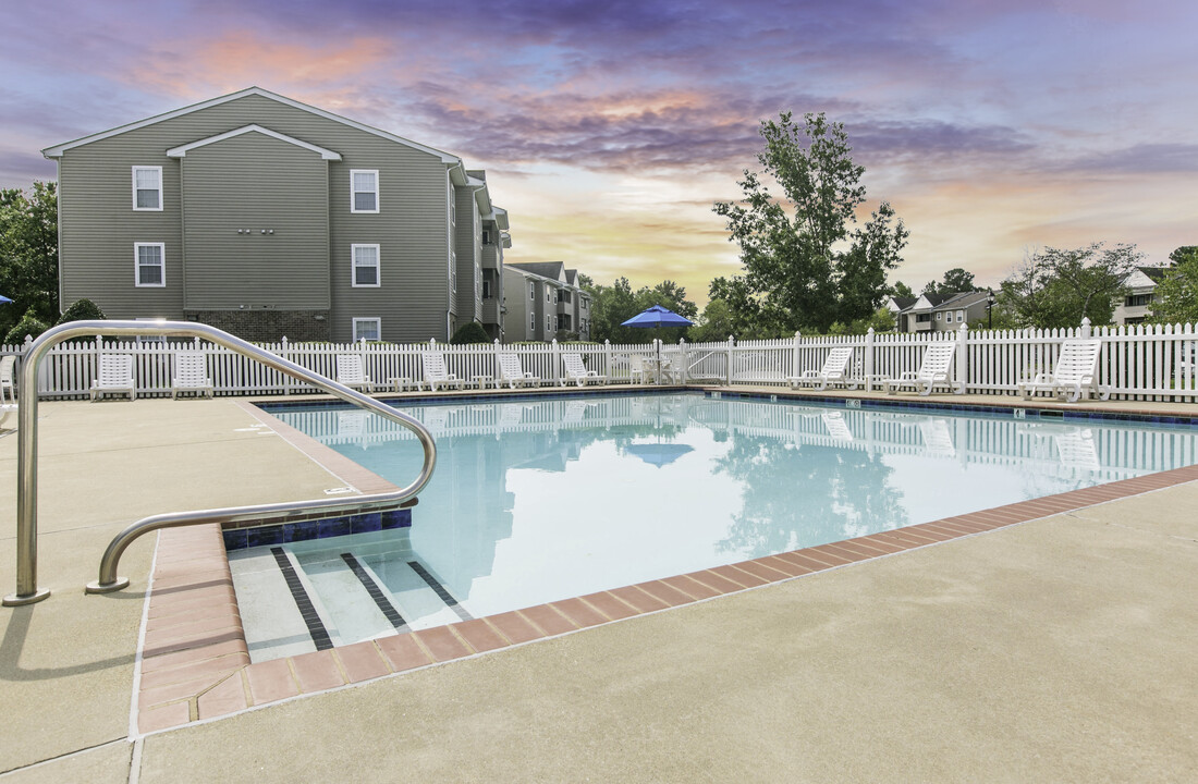 Summerdale Apartments in Richmond, VA - Building Photo