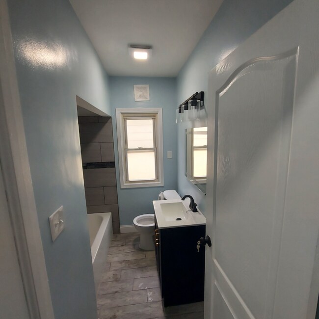 16 E Charlotte Ave in Ecorse, MI - Building Photo - Building Photo