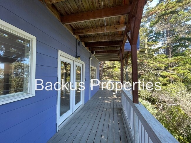 property at 3049 Rio Rd