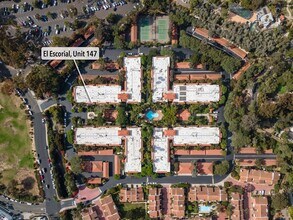 147 Por La Mar Cir in Santa Barbara, CA - Building Photo - Building Photo