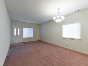 11921 SE 238th Pl in Kent, WA - Building Photo - Building Photo