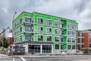 6410A Gouin in Montréal, QC - Building Photo
