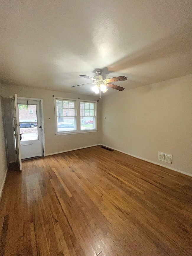 1200 Yale Ave, Unit 6