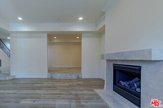 132 Crescent Dr in Beverly Hills, CA - Building Photo - Building Photo