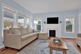 1713 Fort Bragg Rd in Fayetteville, NC - Building Photo