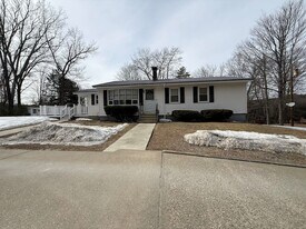 286 Ceda Rd in Charlestown, NH - Building Photo