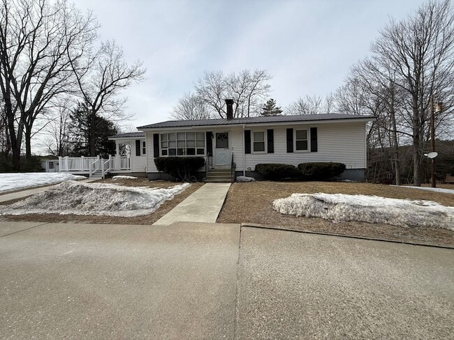 property at 286 Ceda Rd