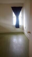 1203 NE 75th Ave in Portland, OR - Foto de edificio - Building Photo
