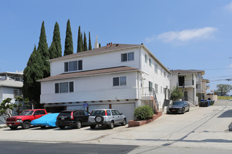 1760-1766 Malcolm Ave in Los Angeles, CA - Building Photo - Primary Photo