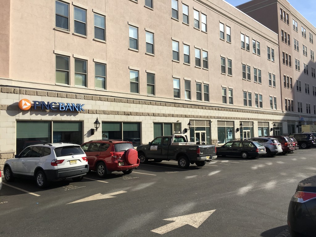 Kings Plaza Apartments in Perth Amboy, NJ