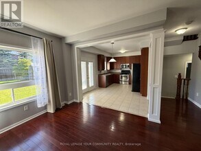 27 Orleans Ave in Barrie, ON - Building Photo - Building Photo