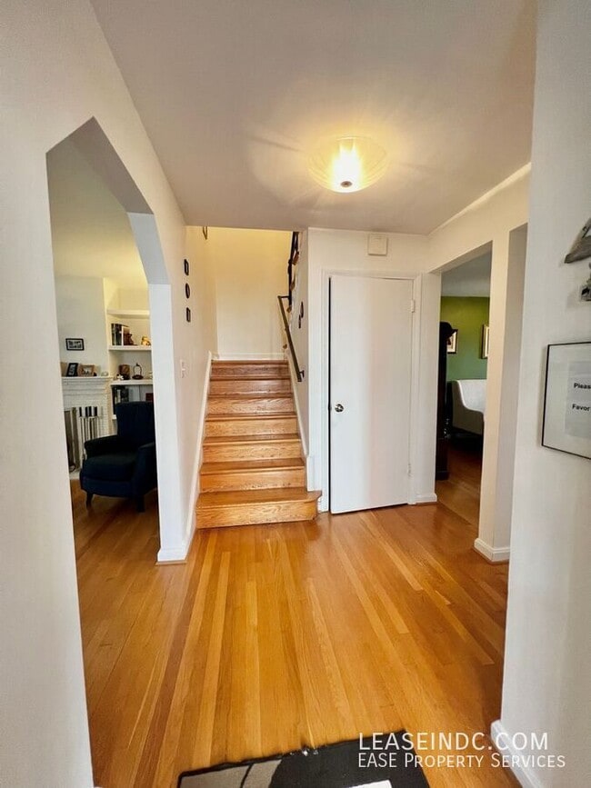 2906 Upton St NW in Washington, DC - Building Photo - Building Photo