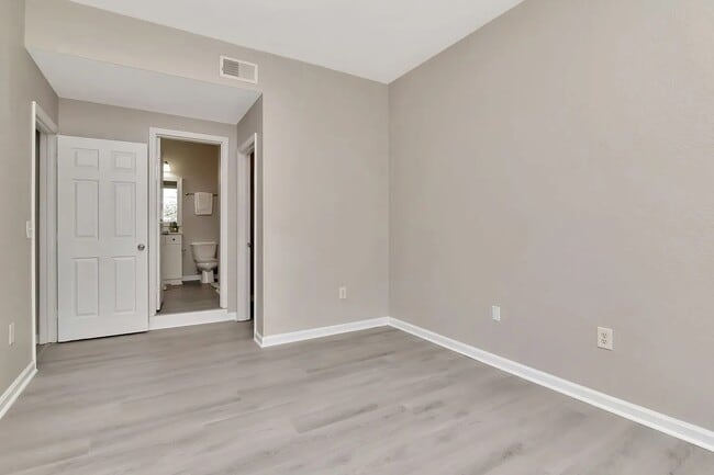 property at 9314 Crescent Loop Cir