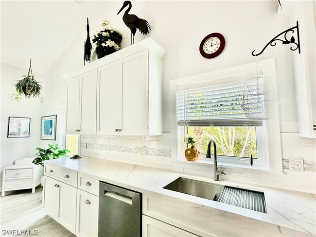 property at 3770 Park Ave
