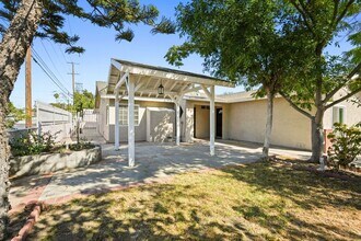 12755 Judd St in Los Angeles, CA - Building Photo - Building Photo