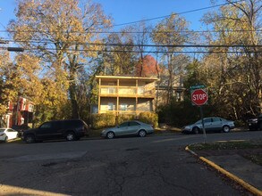 196 W Washington St, Unit 196 in Athens, OH - Building Photo - Building Photo