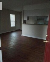 5810 Wellington Dr in Austin, TX - Building Photo