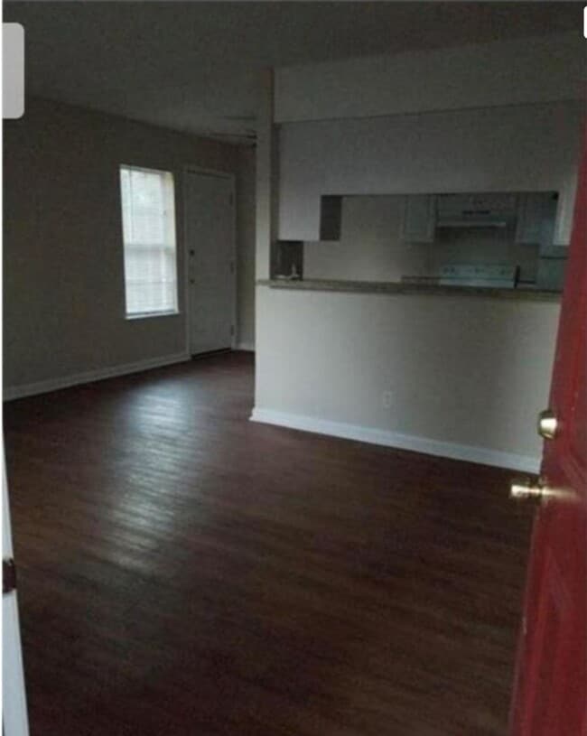 property at 5810 Wellington Dr