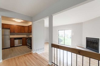 Chesterfield Townhomes in Edison, NJ - Building Photo - Building Photo