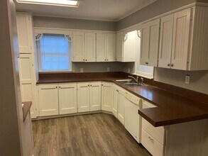 949 FM 248 in Jefferson, TX - Building Photo - Building Photo