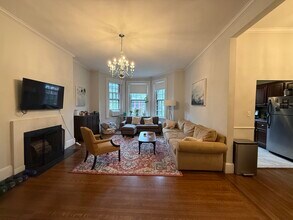 236 Marlborough St in Boston, MA - Building Photo - Building Photo