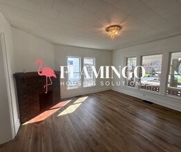 2416 Wayne Ave in Dayton, OH - Building Photo - Building Photo