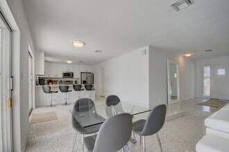 1171 Bimini Ln in West Palm Beach, FL - Building Photo - Building Photo