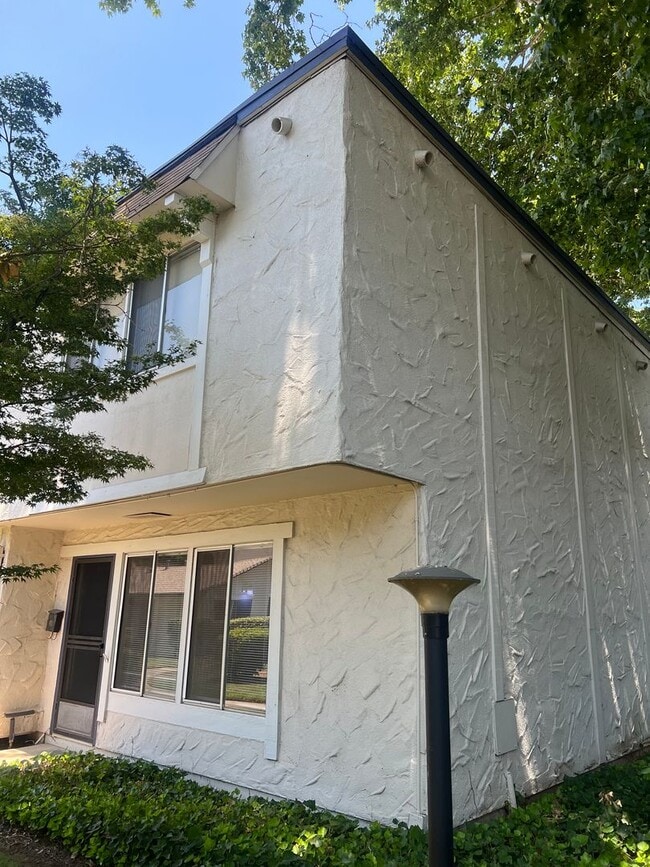 property at 8855 Salmon Falls Dr