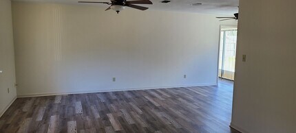 3723 NW 40 St in Gainesville, FL - Building Photo - Building Photo