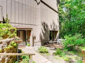 1859 Yuma Ln N in Plymouth, MN - Building Photo
