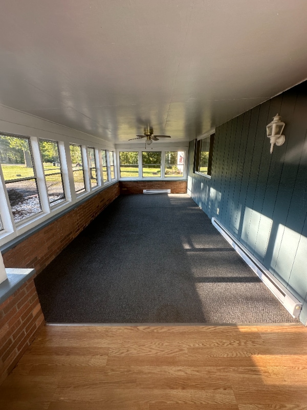 1773 PA-982 in Mount Pleasant, PA - Foto de edificio - Building Photo