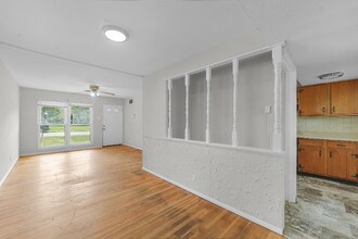 10617 Glen Garry Rd in St. Louis, MO - Building Photo - Building Photo