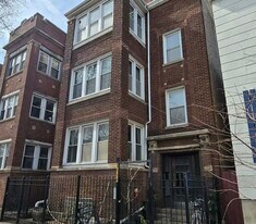 5114 N Ashland Ave in Chicago, IL - Building Photo