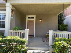 21 Picket Ln in Aliso Viejo, CA - Building Photo - Building Photo