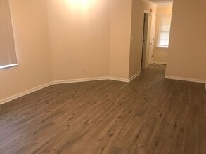 424 Lee St in Hampton, VA - Building Photo - Building Photo