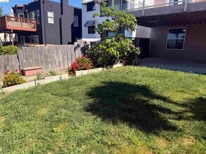 3281 Madera Ave in Oakland, CA - Building Photo - Building Photo